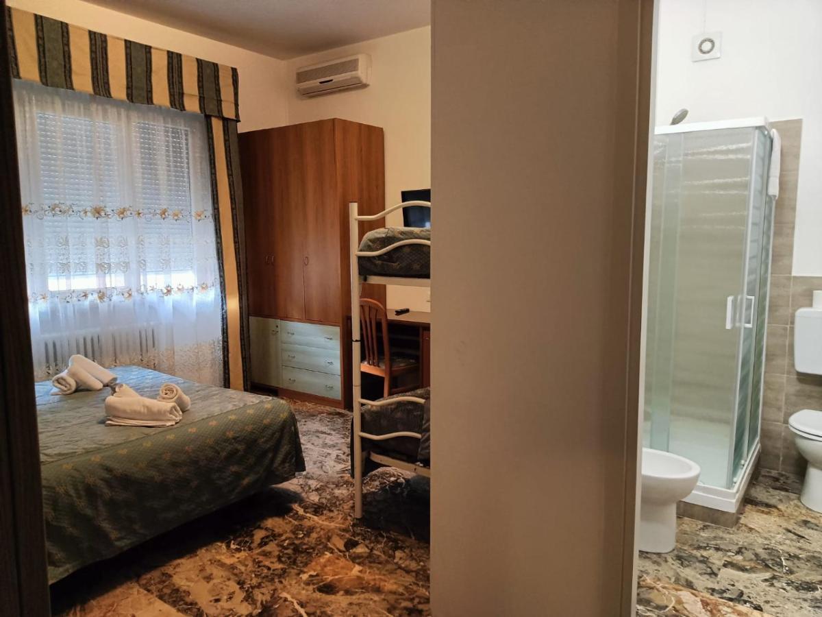 Domus Cesena Ξενοδοχείο Εξωτερικό φωτογραφία