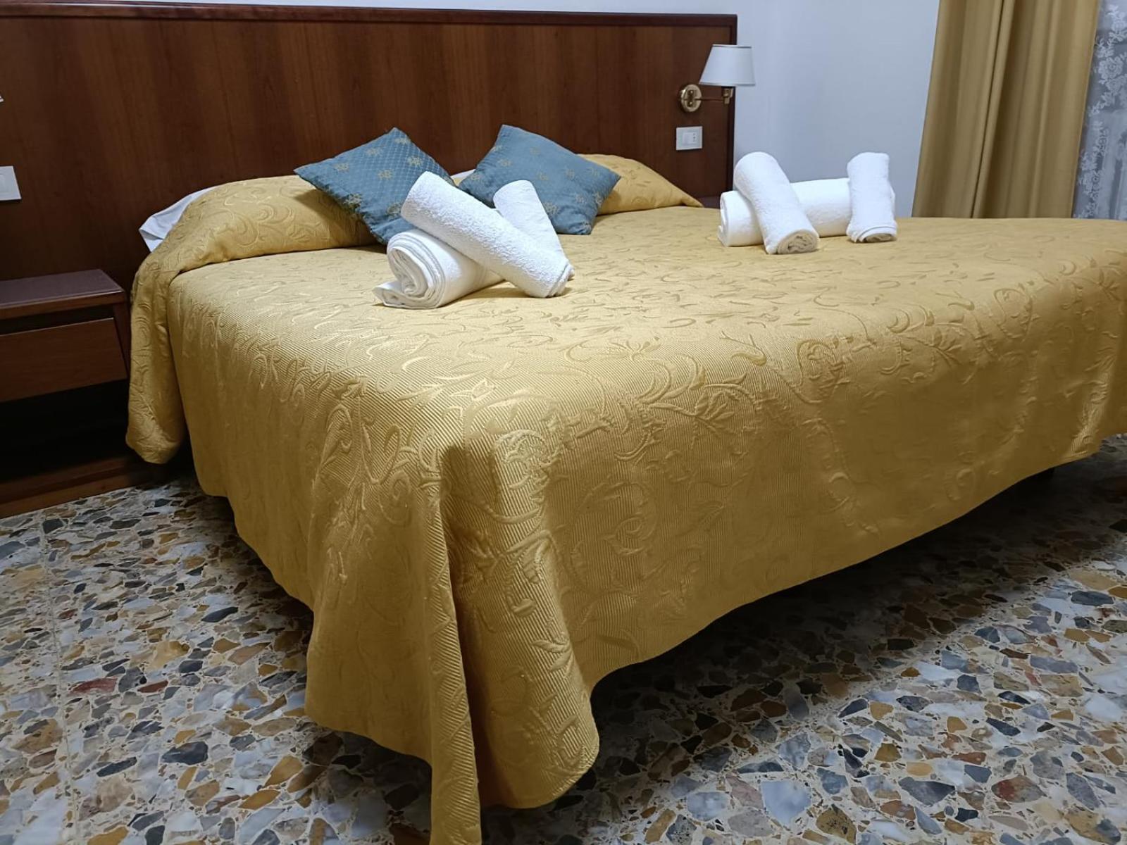 Domus Cesena Ξενοδοχείο Εξωτερικό φωτογραφία